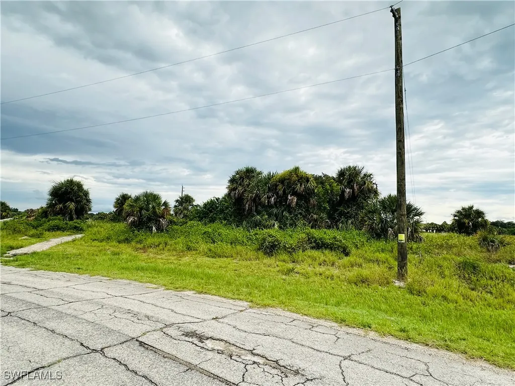 Saturn Loop Labelle FL 33935