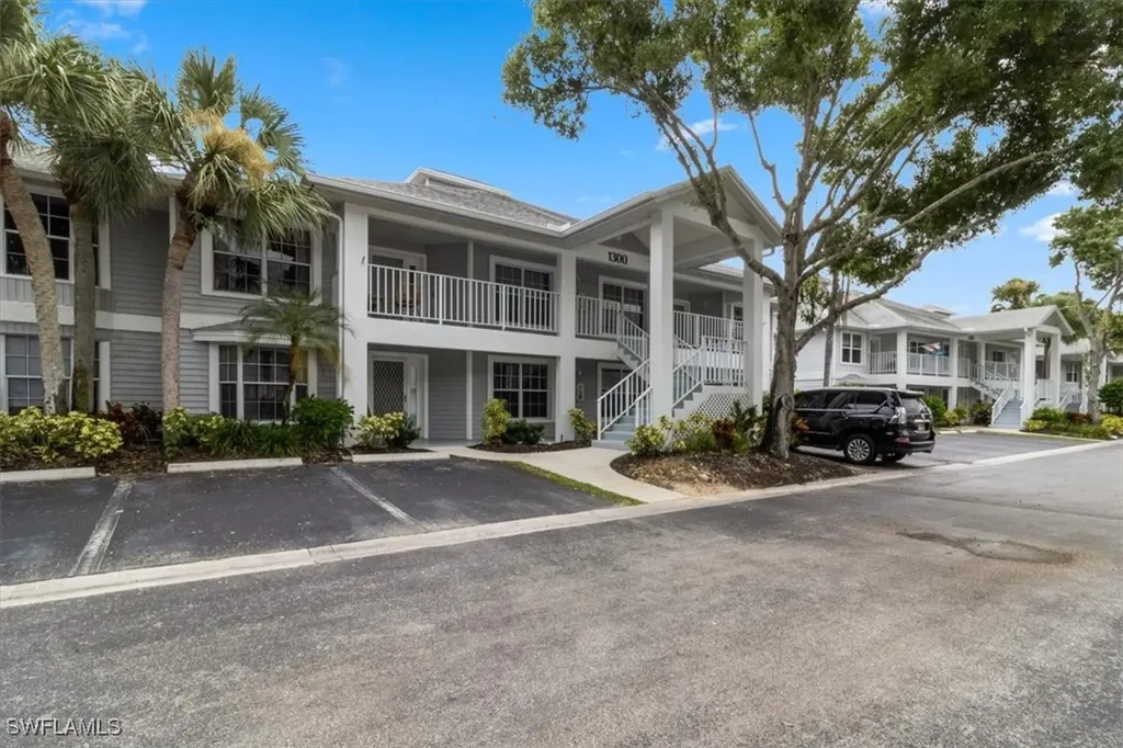 1300 Misty Pines Circle Naples FL 34105