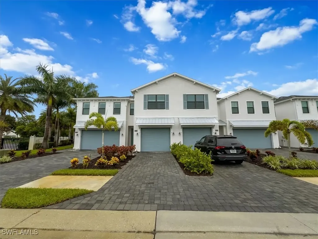 12957 Pembroke Drive Naples FL 34105