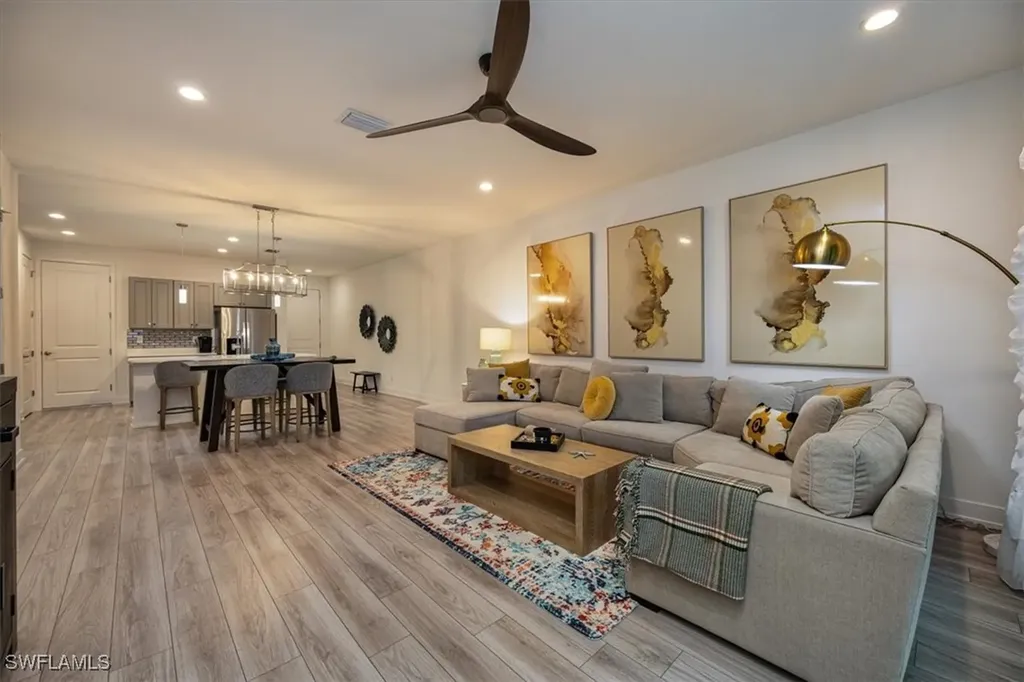 12957 Pembroke Drive Naples FL 34105