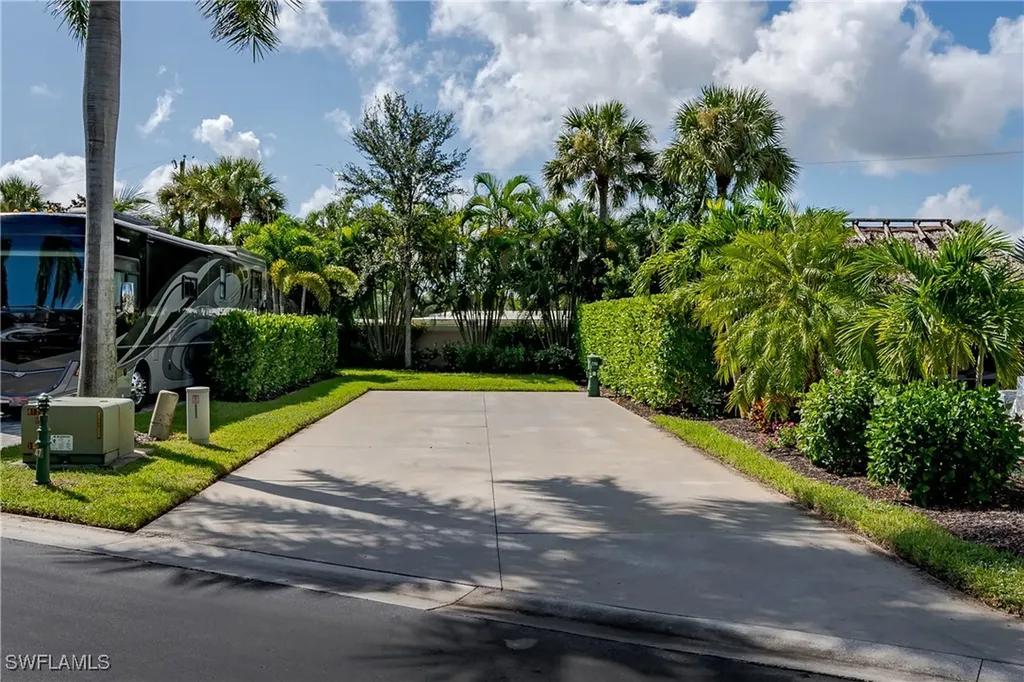 13491 Snook Circle Naples FL 34114