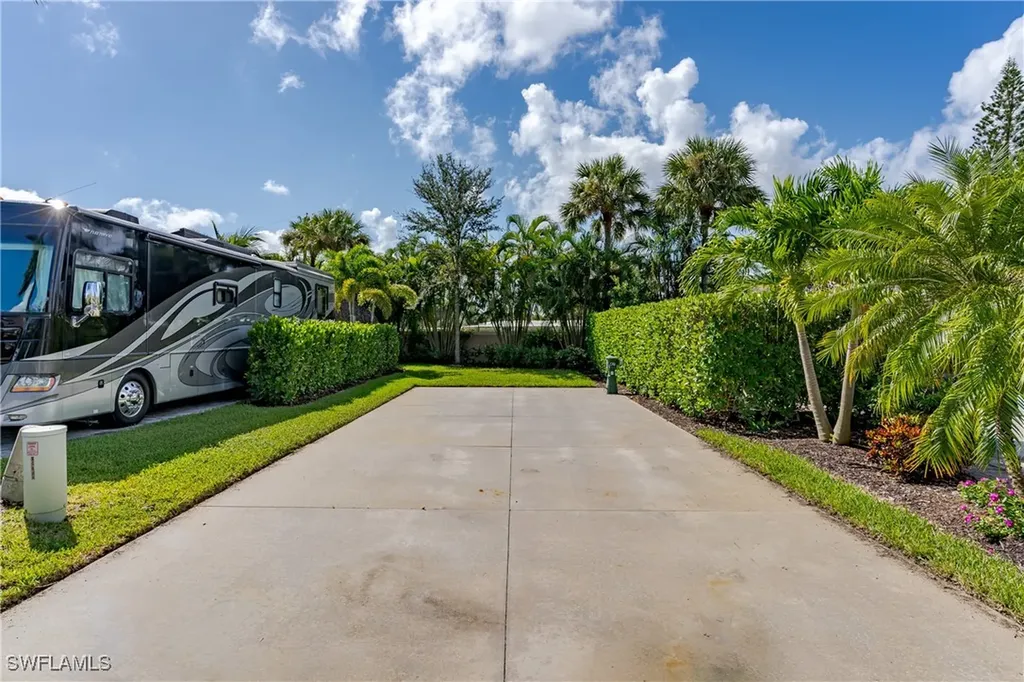 13491 Snook Circle Naples FL 34114