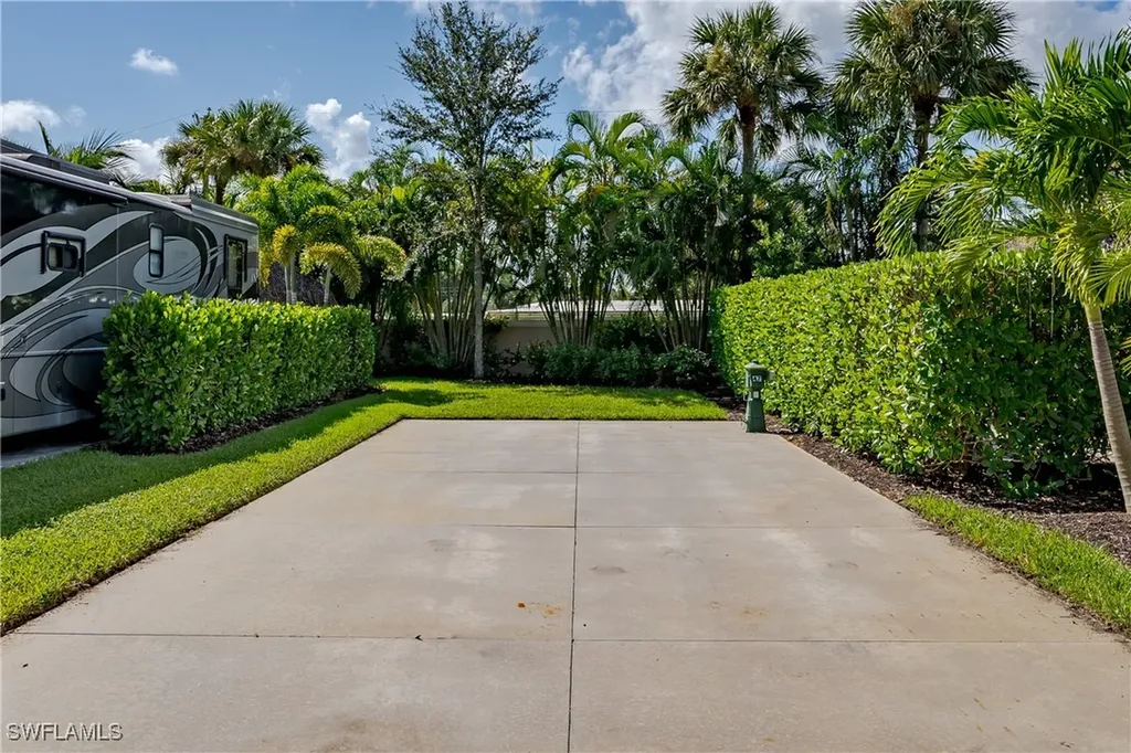 13491 Snook Circle Naples FL 34114