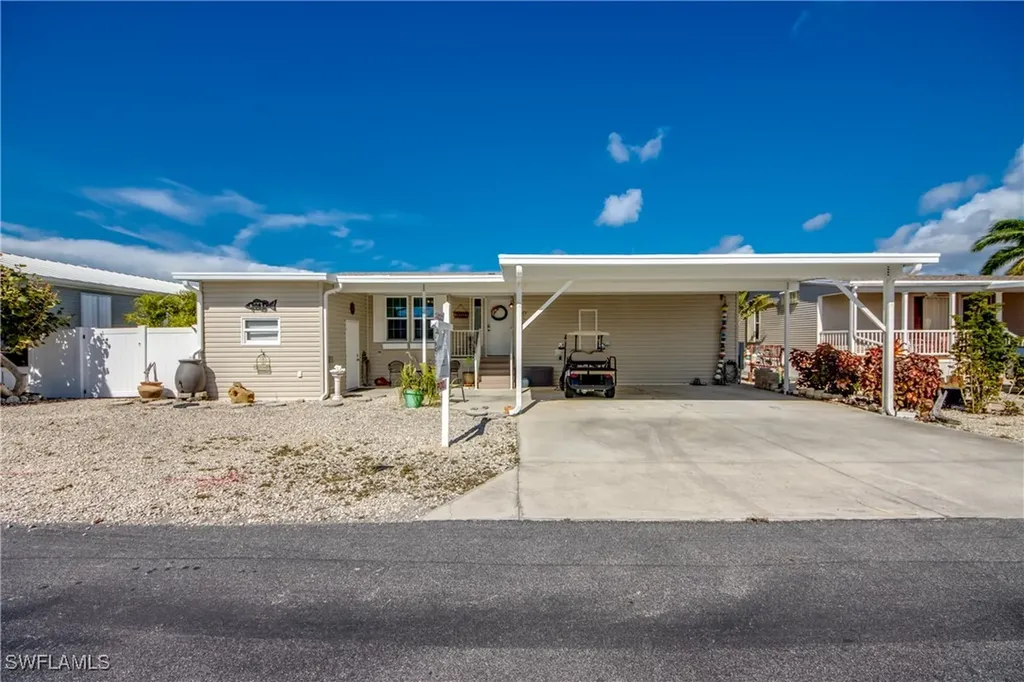 3083 Sloop Lane St. James City FL 33956