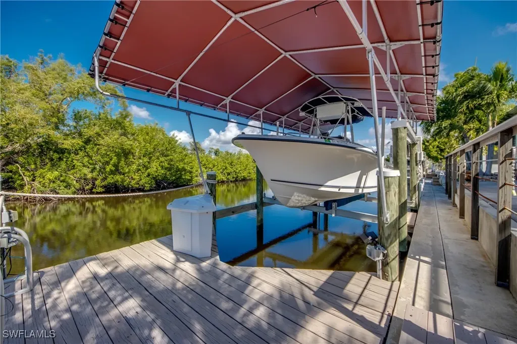 3083 Sloop Lane St. James City FL 33956