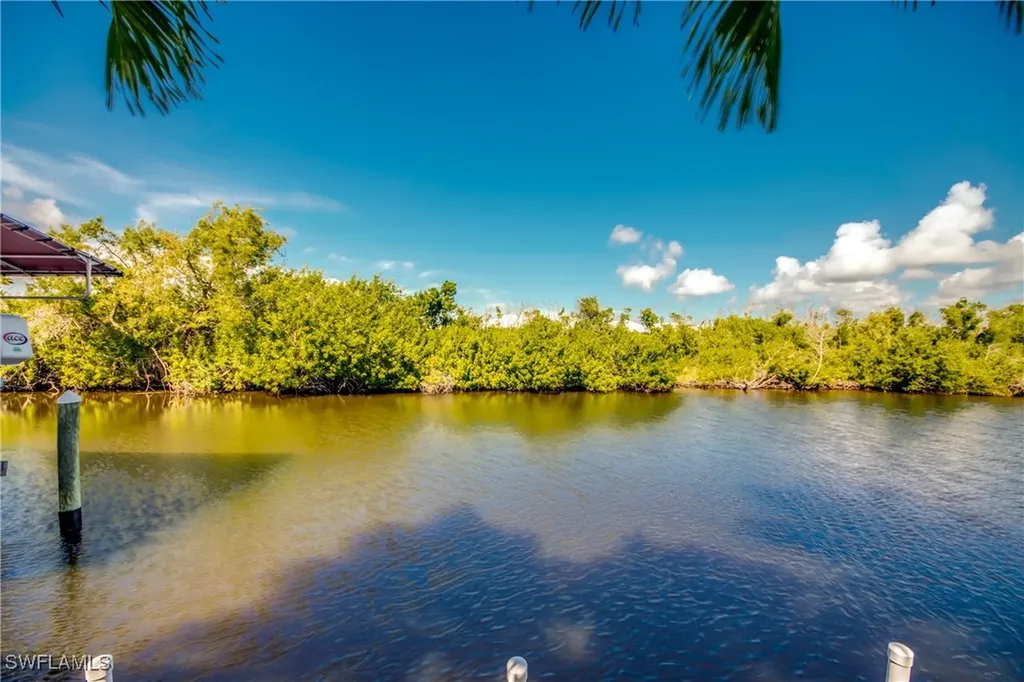 3083 Sloop Lane St. James City FL 33956