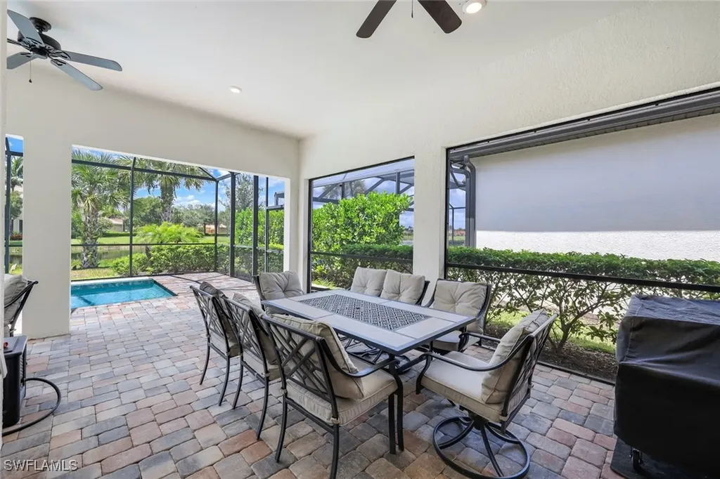 2729 Amaranda Court Naples FL 34114