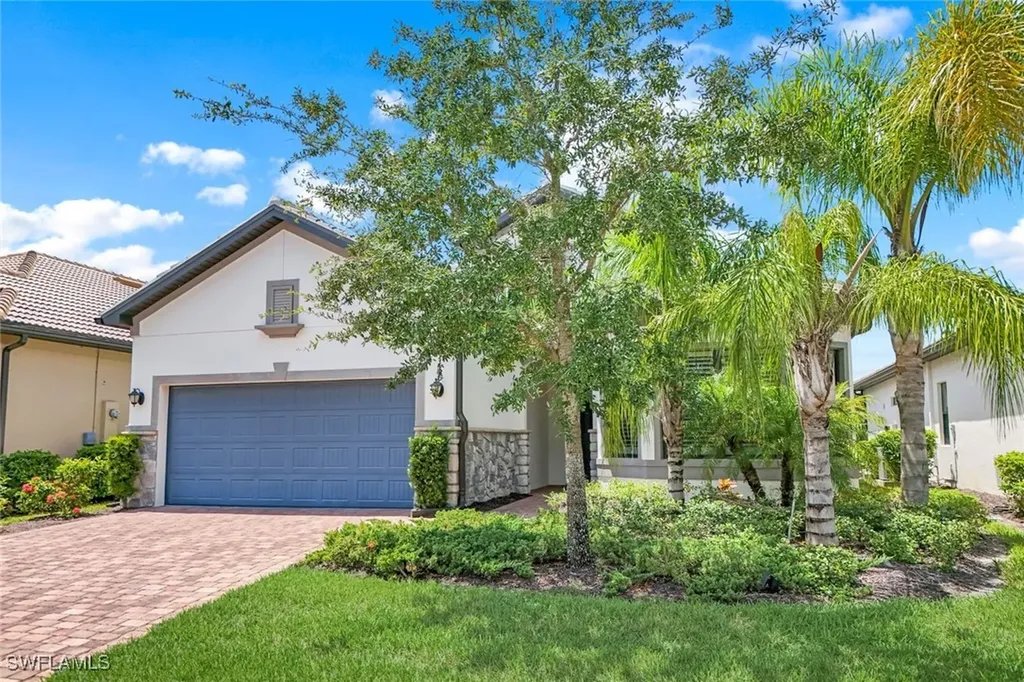 2729 Amaranda Court Naples FL 34114