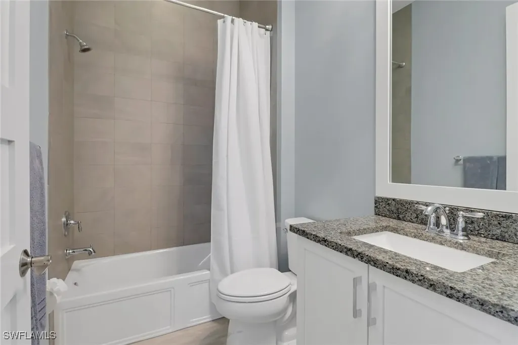 6007 Barthelemy Avenue Naples FL 34113