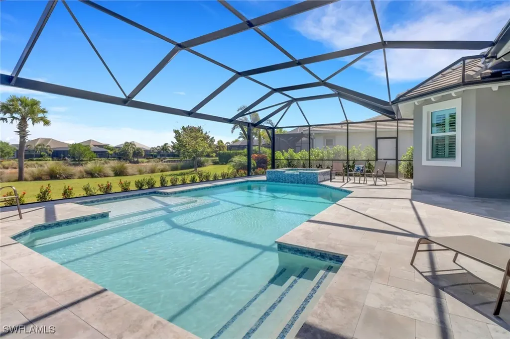 6007 Barthelemy Avenue Naples FL 34113