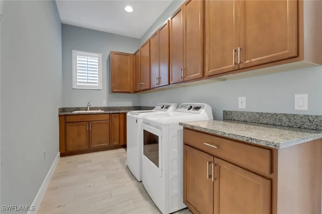 6007 Barthelemy Avenue Naples FL 34113