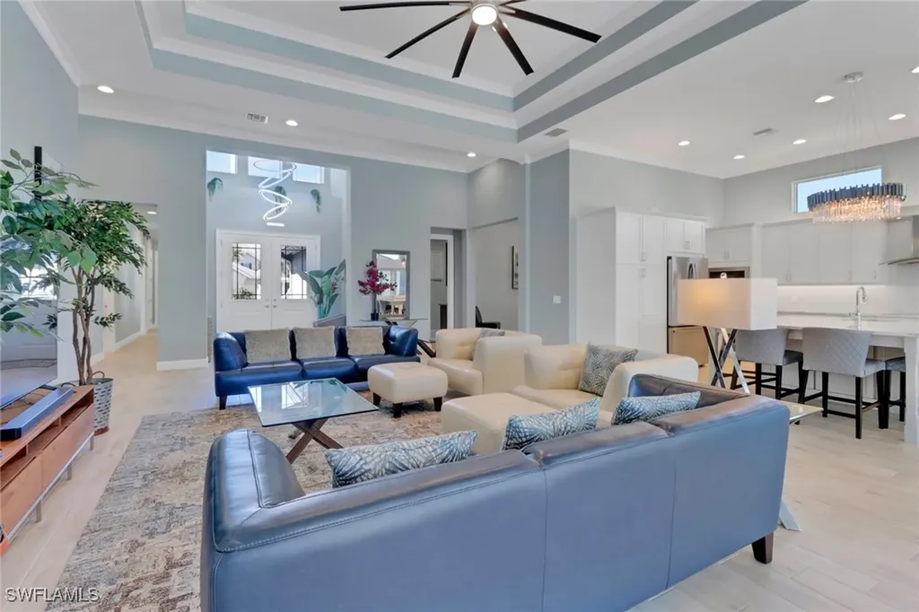 6007 Barthelemy Avenue Naples FL 34113