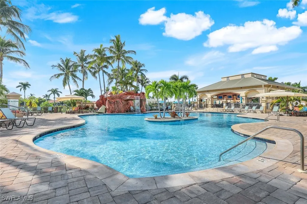 19400 Cromwell Court Fort Myers FL 33912