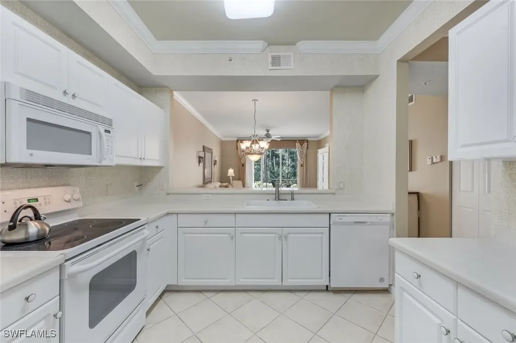 19400 Cromwell Court Fort Myers FL 33912