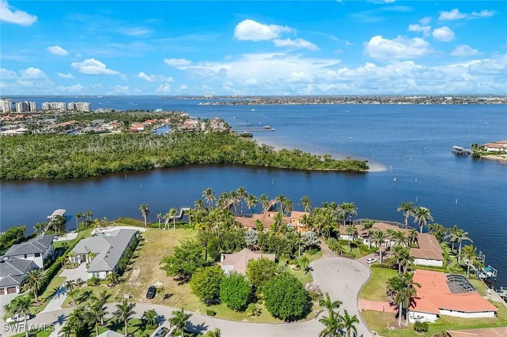 840 S Town And River Drive Fort Myers FL 33919