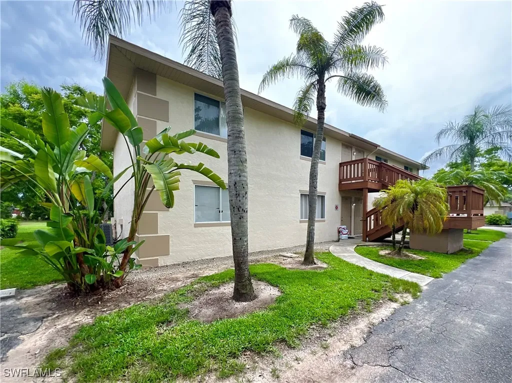 5374 16th Place SW Naples FL 34116