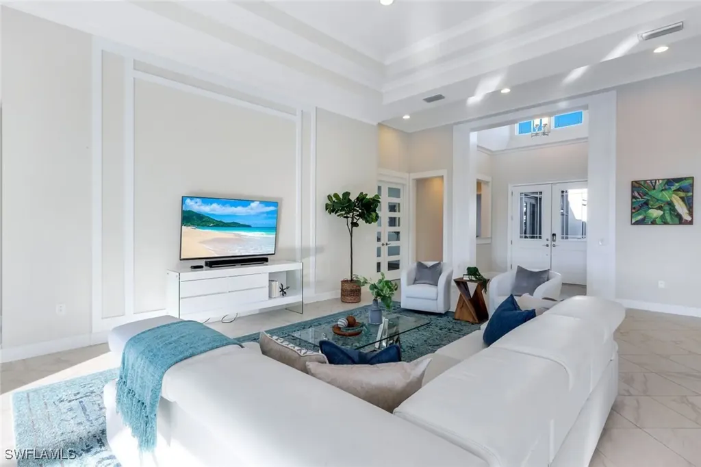 6333 Lyford Isle Drive Naples FL 34113