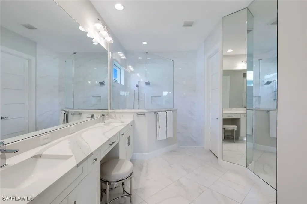 6333 Lyford Isle Drive Naples FL 34113