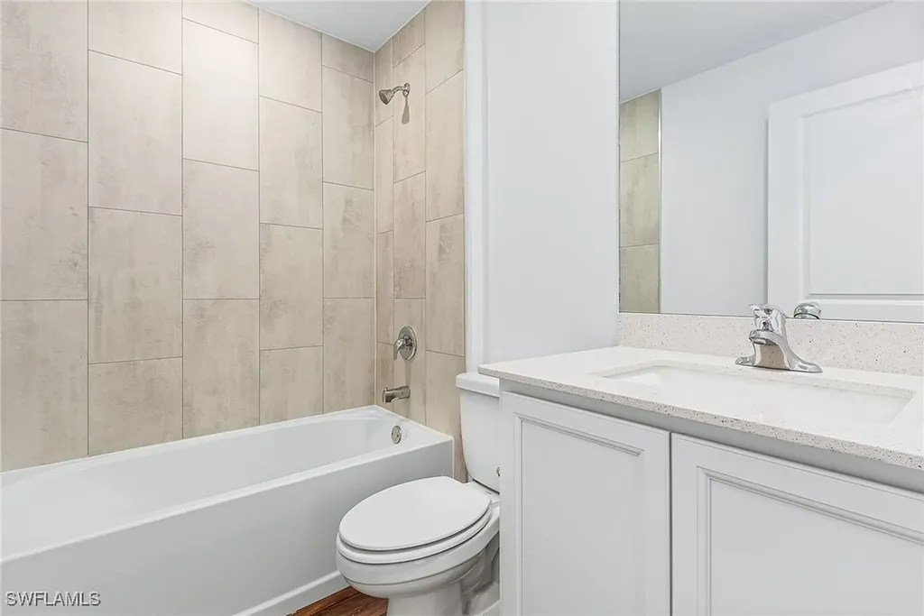 3926 SW Santa Barbara Place Cape Coral FL 33914