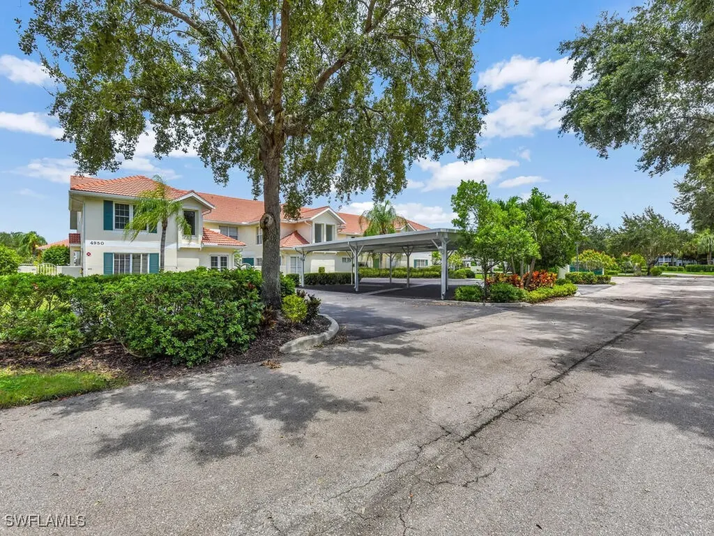 4950 Deerfield Way Naples FL 34110