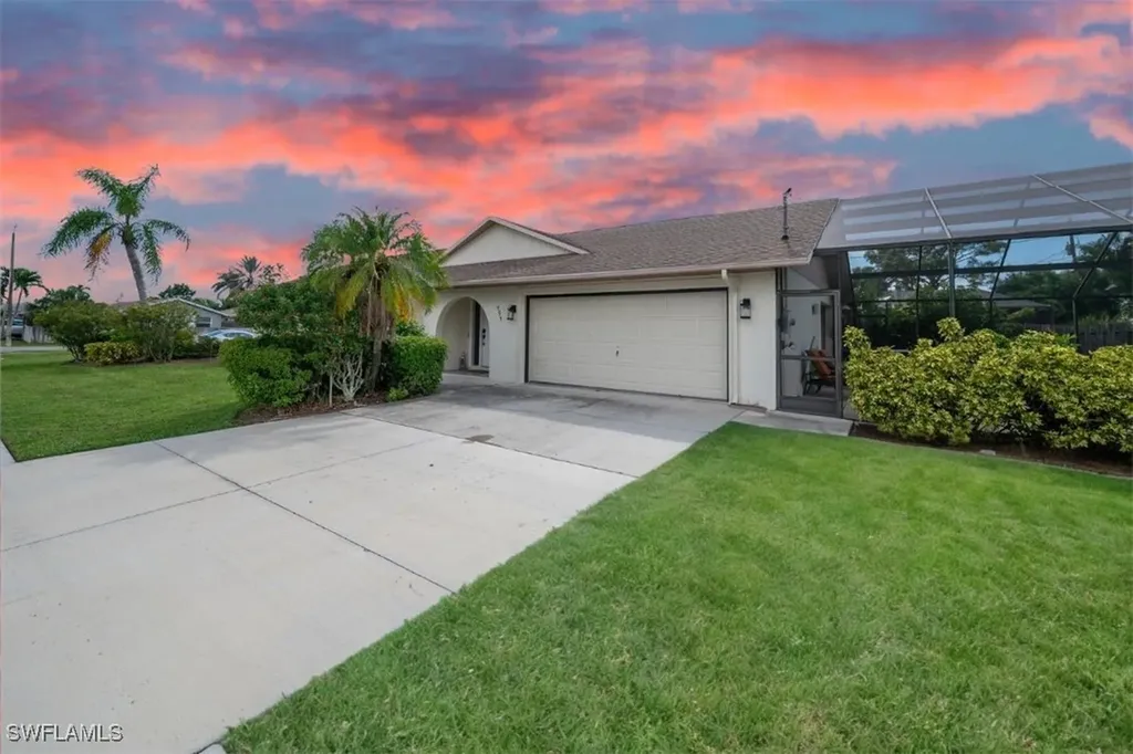 Naples FL, 595 109TH Avenue N