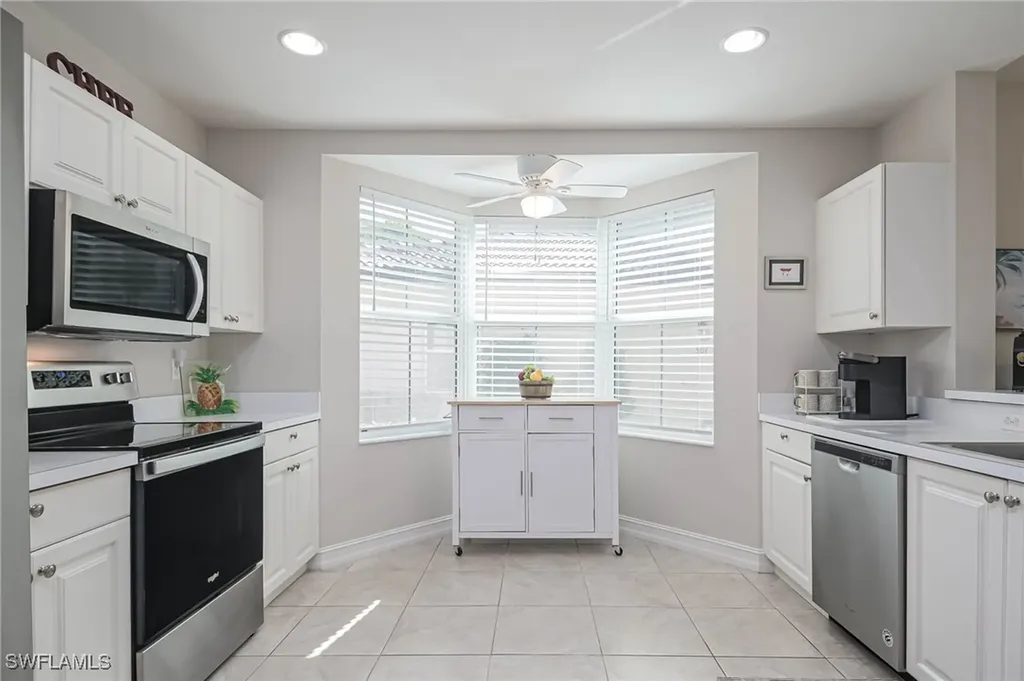 600 Diamond Circle Naples FL 34110