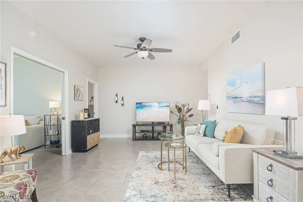 600 Diamond Circle Naples FL 34110