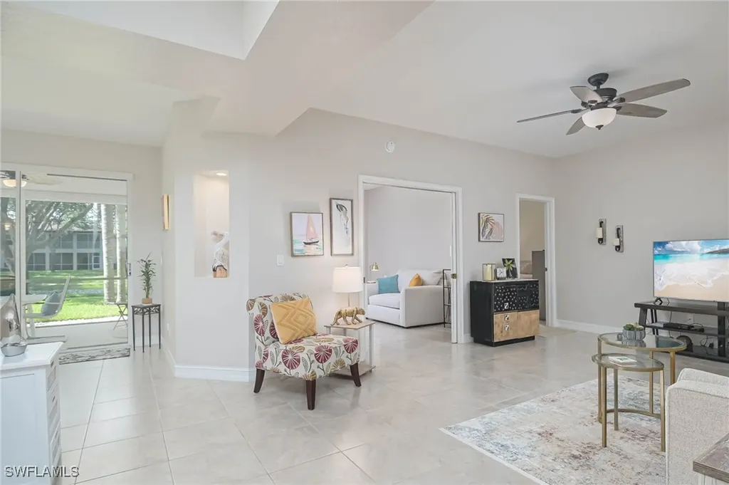 600 Diamond Circle Naples FL 34110