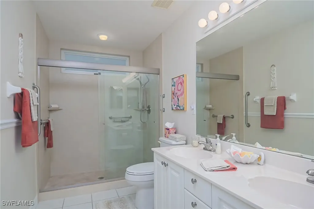 600 Diamond Circle Naples FL 34110
