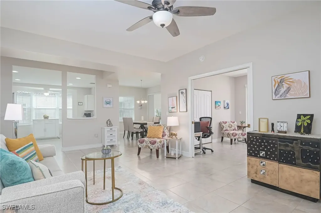 600 Diamond Circle Naples FL 34110