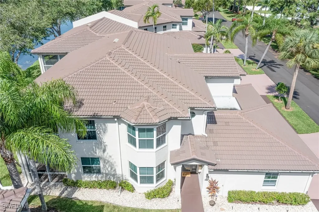 600 Diamond Circle Naples FL 34110