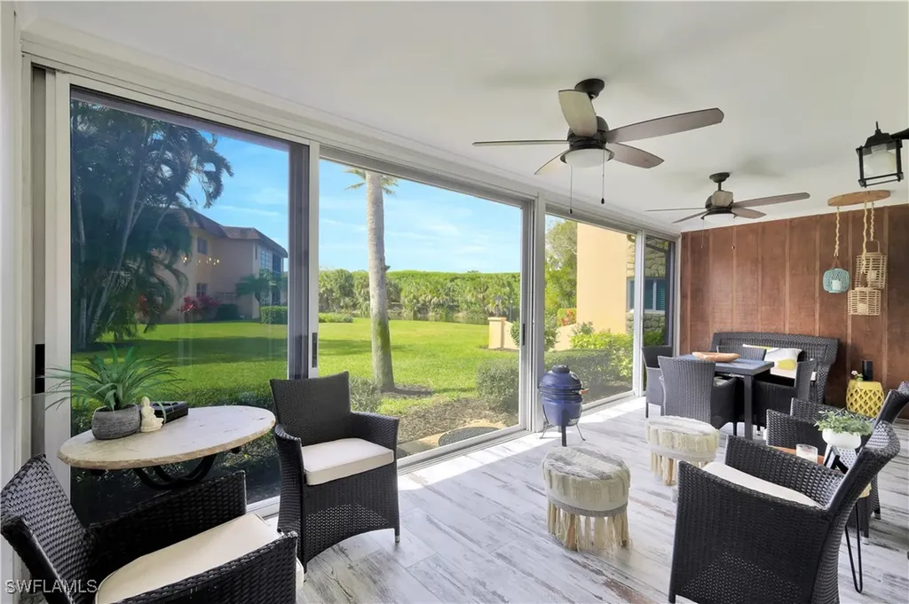 713 Palm View Drive Naples FL 34110