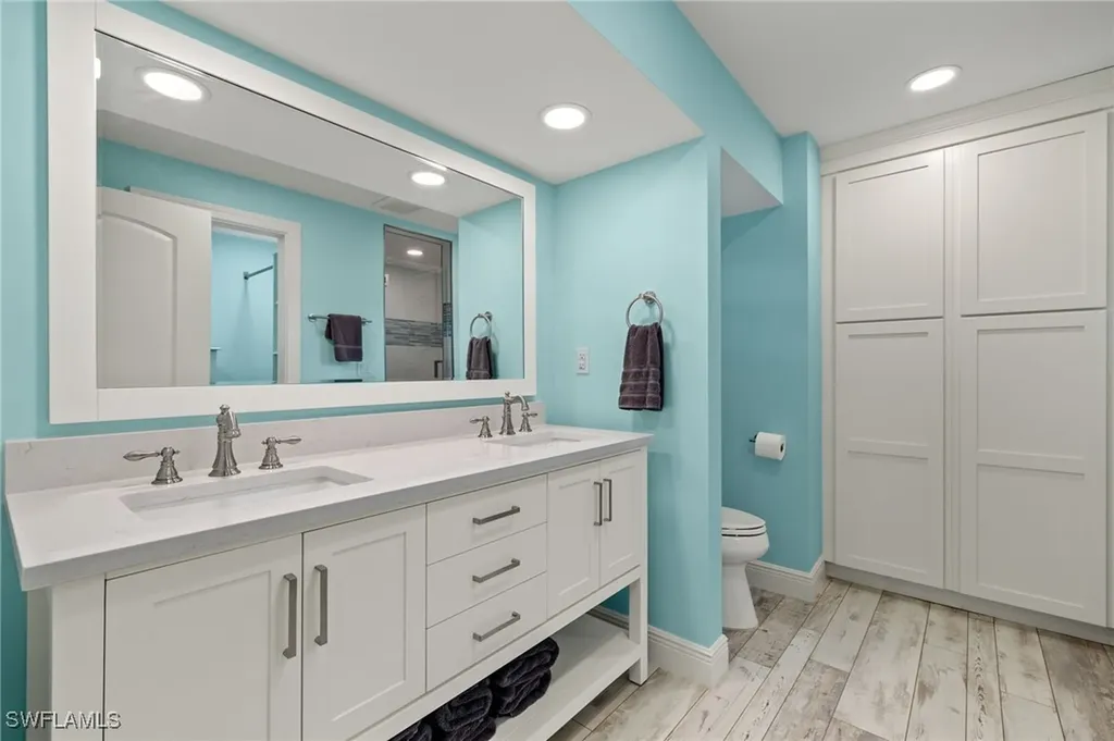 1002 Kings Crown Drive Sanibel FL 33957