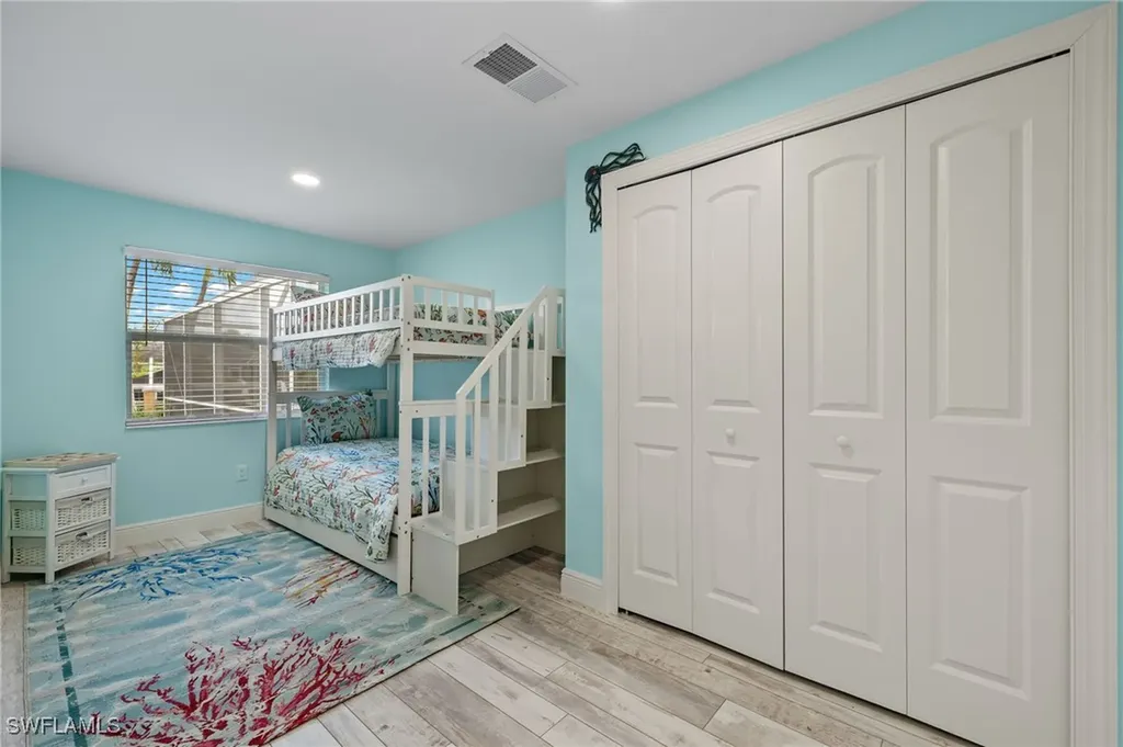 1002 Kings Crown Drive Sanibel FL 33957