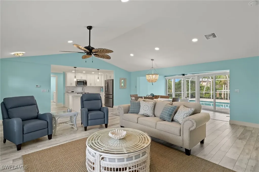 1002 Kings Crown Drive Sanibel FL 33957