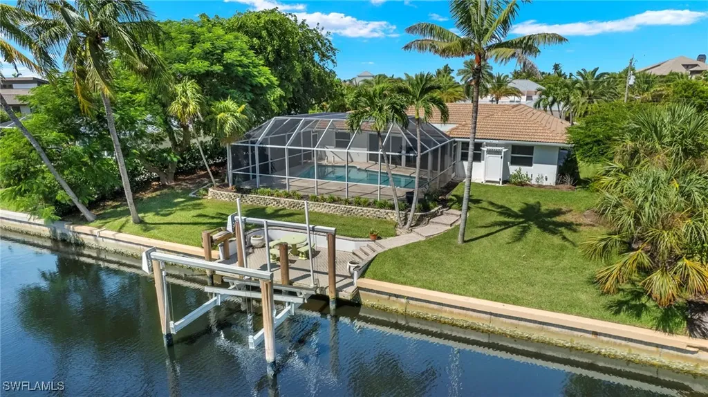 1002 Kings Crown Drive Sanibel FL 33957