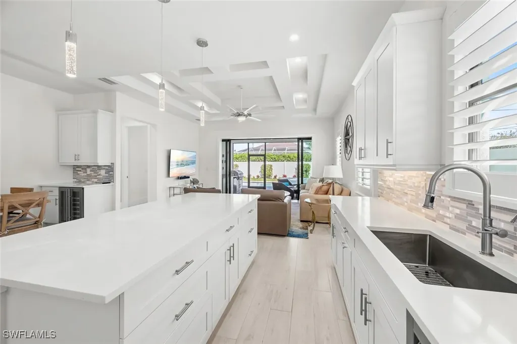 773 93rd Avenue N Naples FL 34108