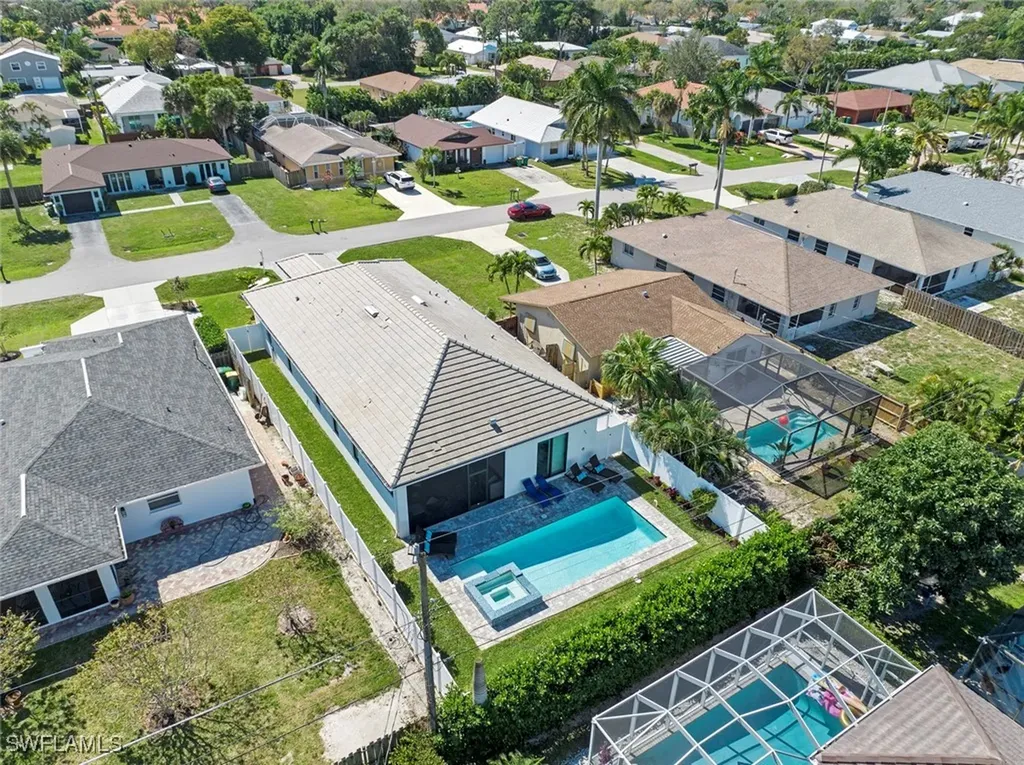 773 93rd Avenue N Naples FL 34108