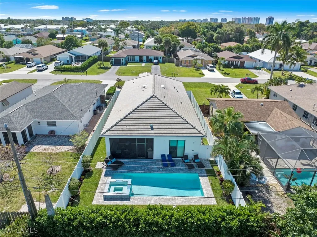 773 93rd Avenue N Naples FL 34108