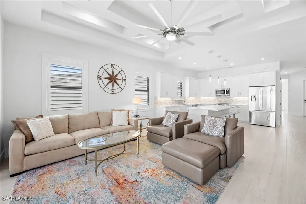 773 93rd Avenue N Naples FL 34108