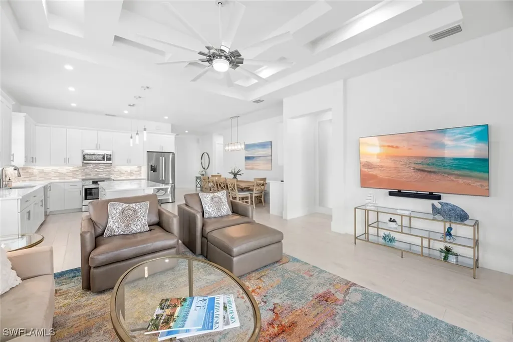 773 93rd Avenue N Naples FL 34108