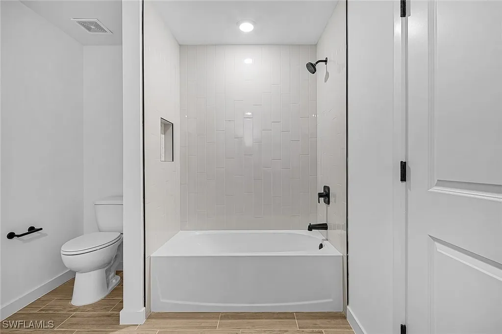 826 Yellowbird Drive Fort Myers FL 33913