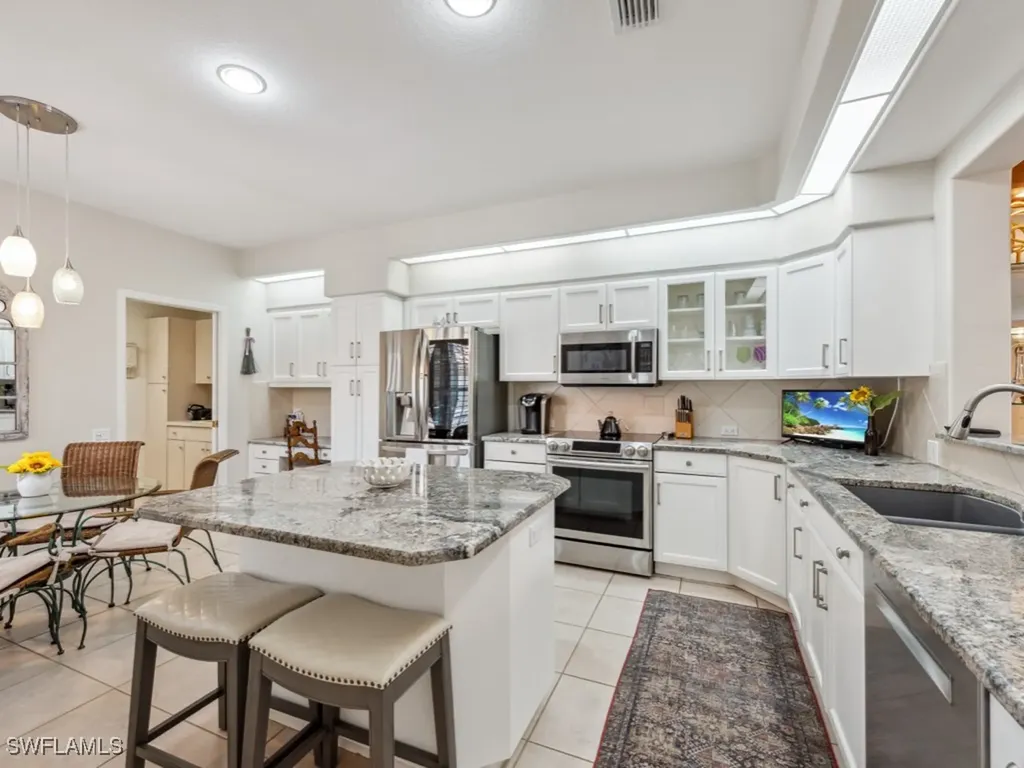 6060 Fairway Court Naples FL 34110