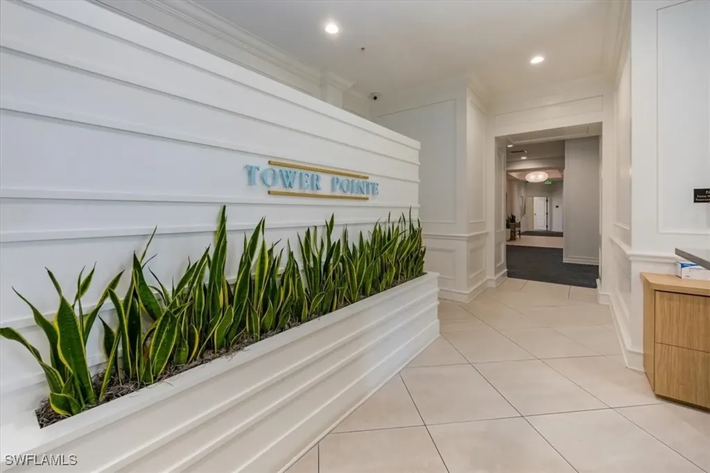 1001 Arbor Lake Drive Naples FL 34110