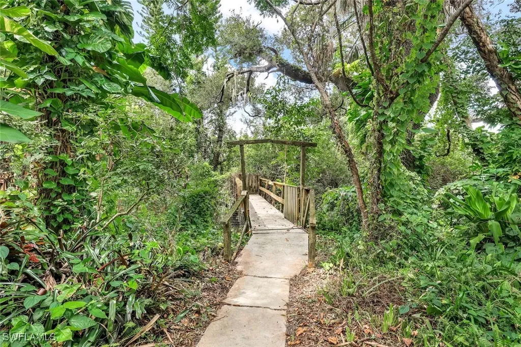 18191 Slater Road North Fort Myers FL 33917