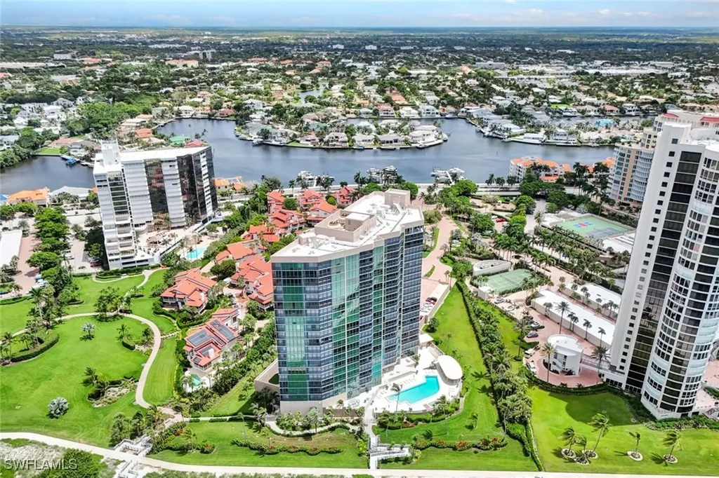 4651 Gulf Shore Boulevard N Naples FL 34103