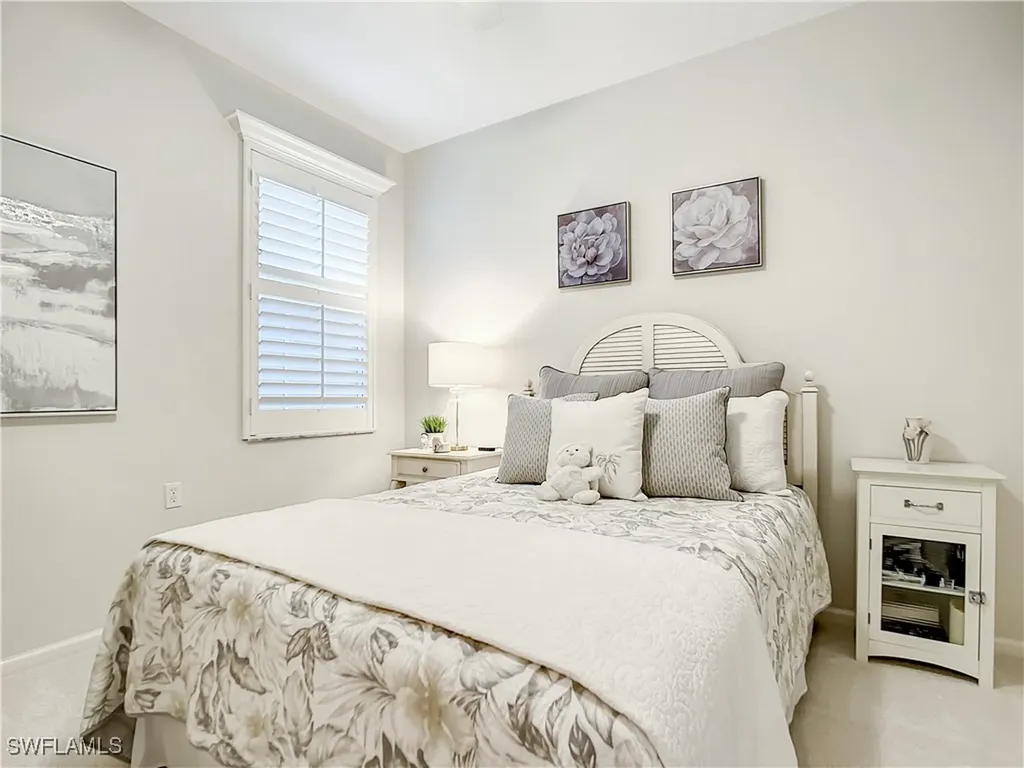10015 Valiant Court Miromar Lakes FL 33913