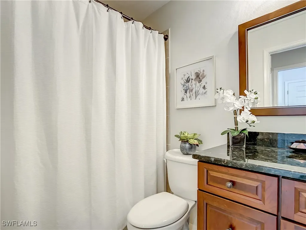 10015 Valiant Court Miromar Lakes FL 33913