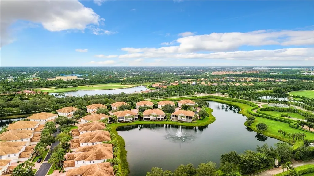 10015 Valiant Court Miromar Lakes FL 33913