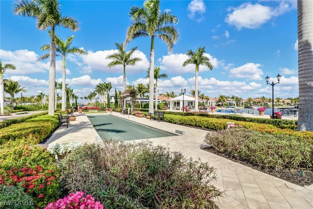 10015 Valiant Court Miromar Lakes FL 33913